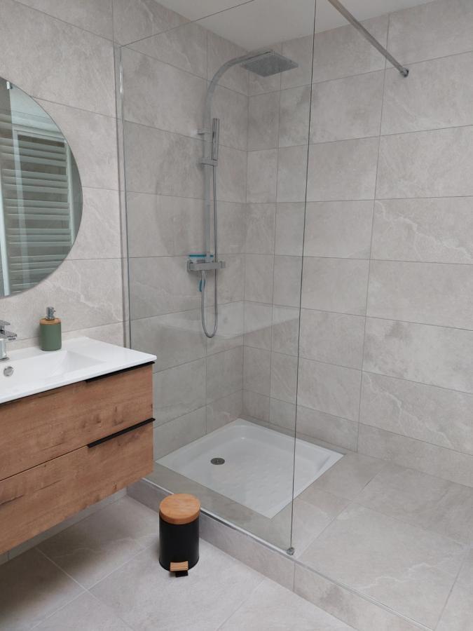 Le Peyrot*** Coeur De Ville 55M² Avec Patio Rodez Exterior photo